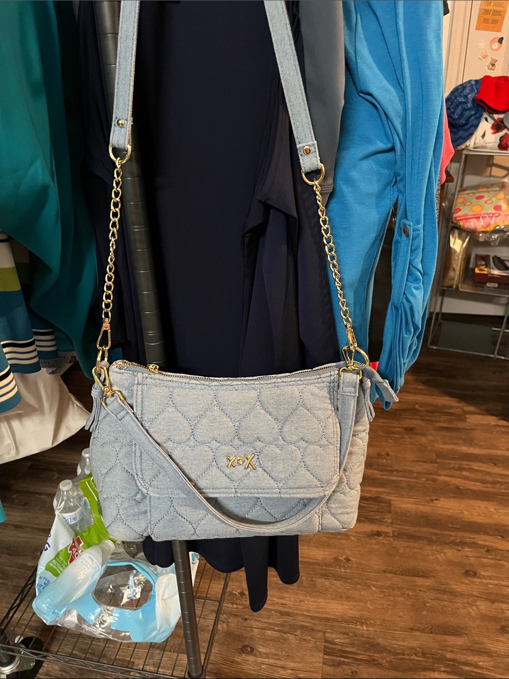 Like new betsey Johnson Crossbody bag or shoulder bag